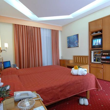 יואנינה Hotel Olympic מראה חיצוני תמונה