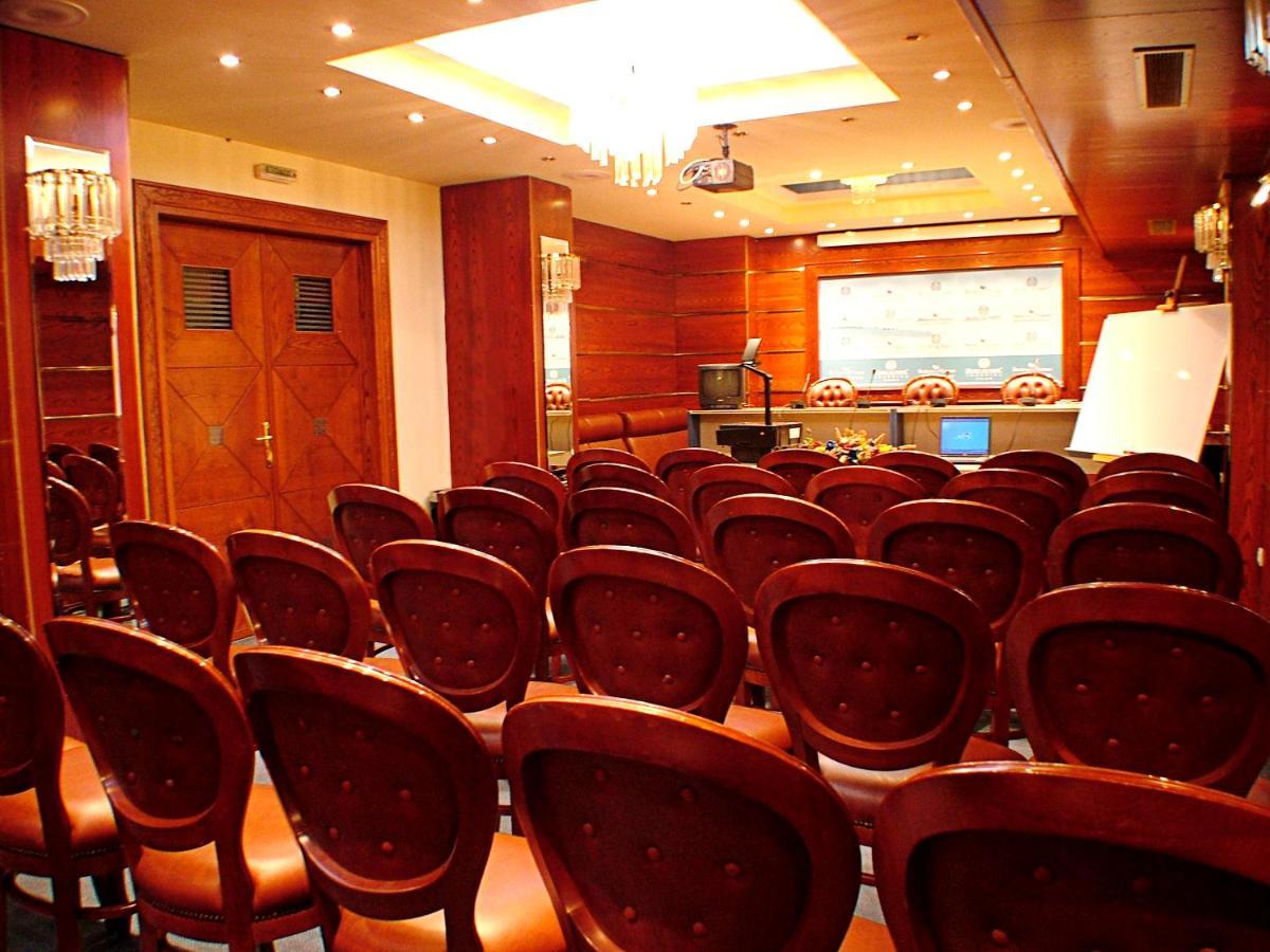 יואנינה Hotel Olympic מראה חיצוני תמונה